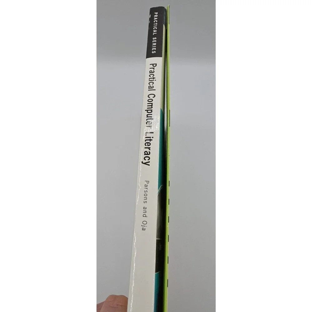 Practical Computer Literacy By June Jamrich Parsons (2004)